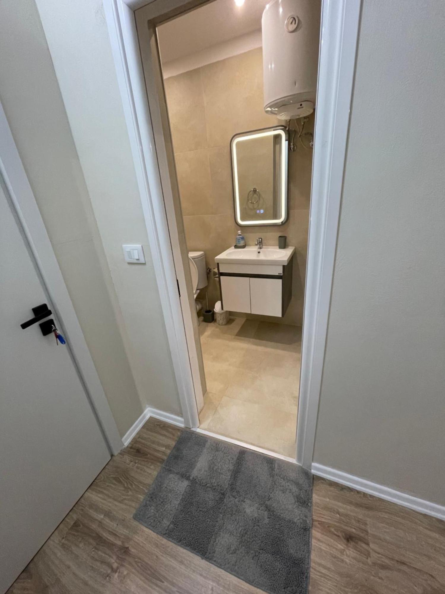 As, Bllok Studio & Apartamento Tirana